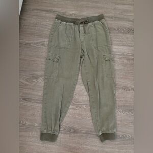 Amry Green American Eagle Joggers Pants Sz S 4/6